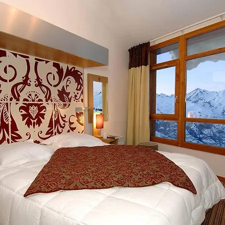 Les Arcs 3p6 C Landry